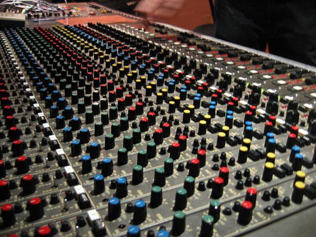 Mixing_board